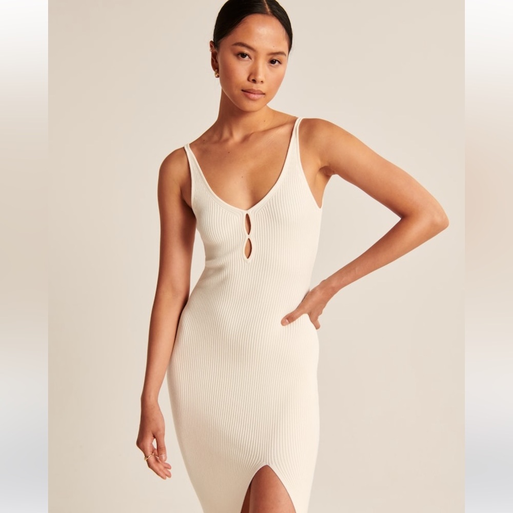 Abercrombie & Fitch Keyhole Midi Sweater Dress